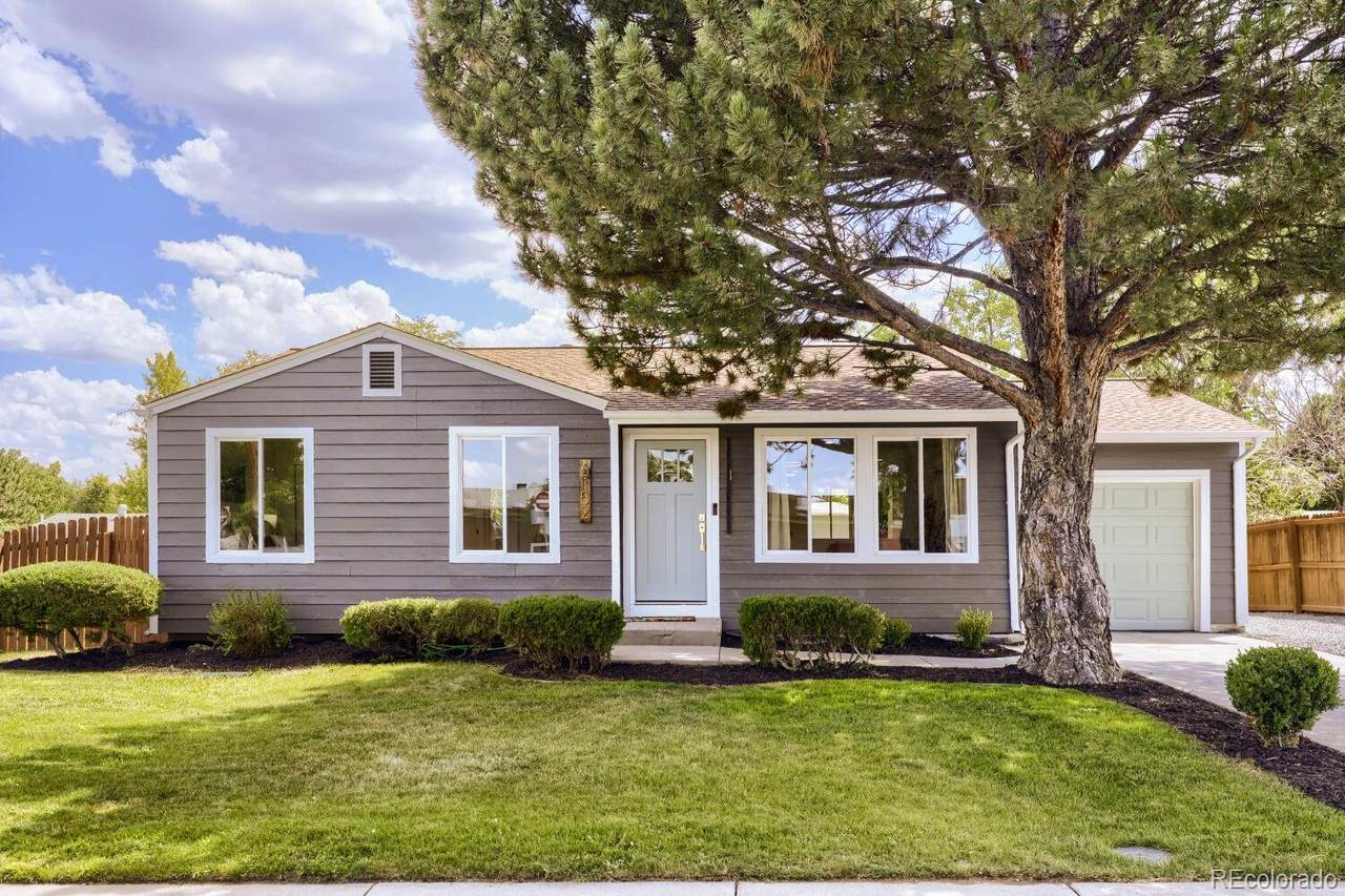 6152 68th Avenue - Photo 1