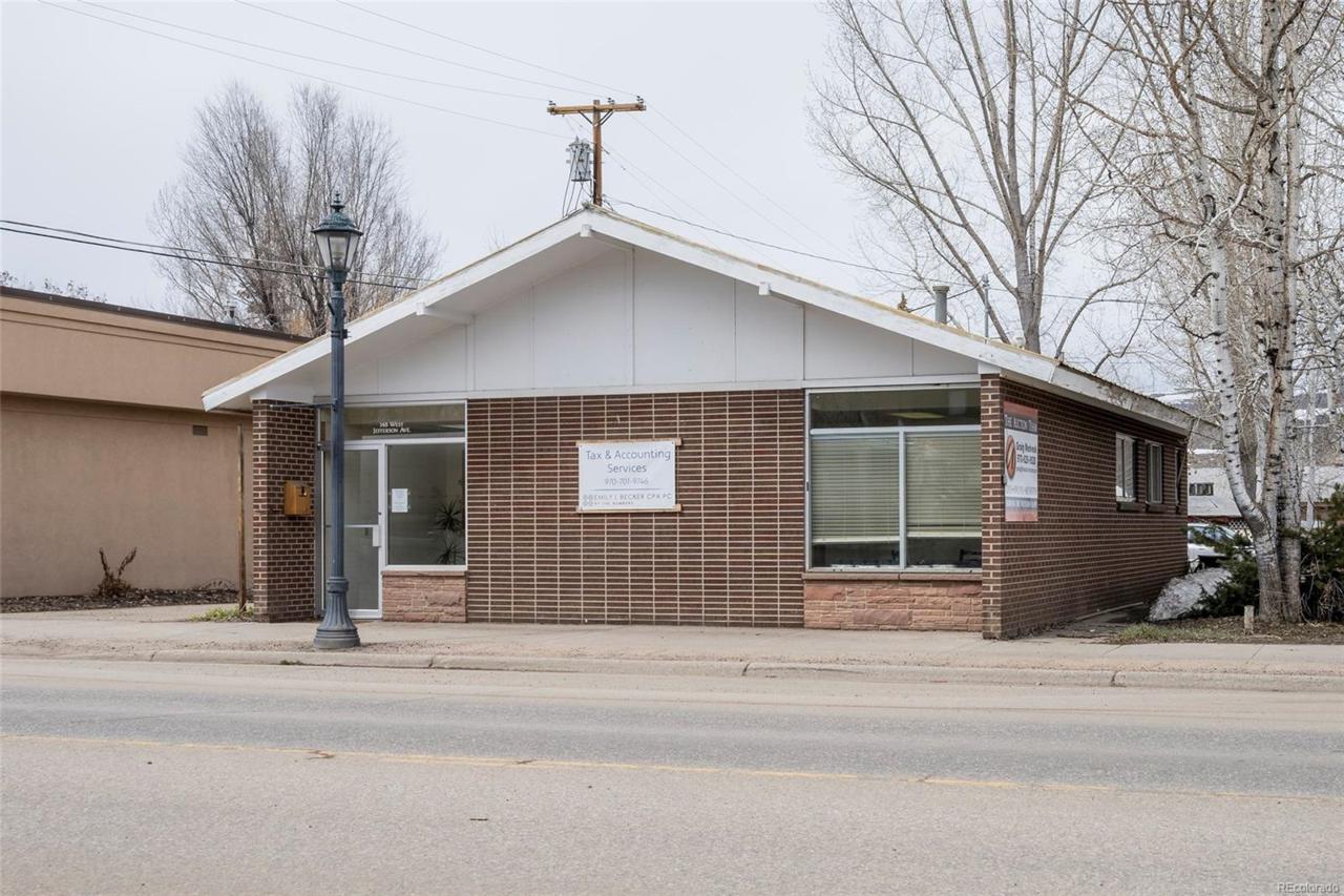 148 Jefferson Avenue - Photo 1