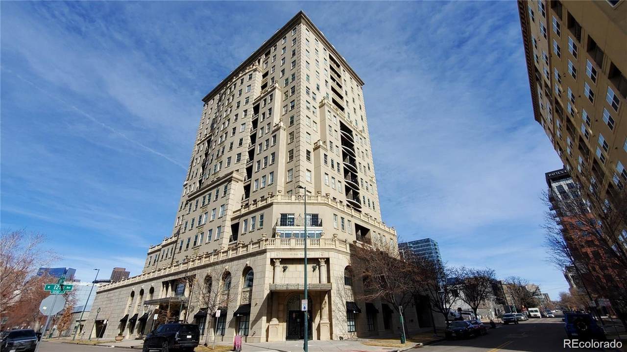 475 12th Avenue - Photo 1