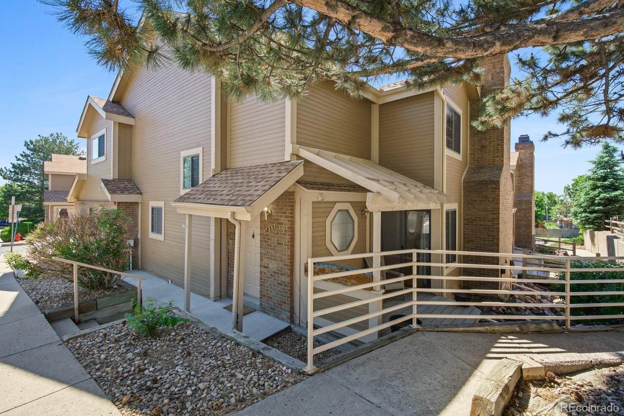 1833 Deframe Street - Photo 1