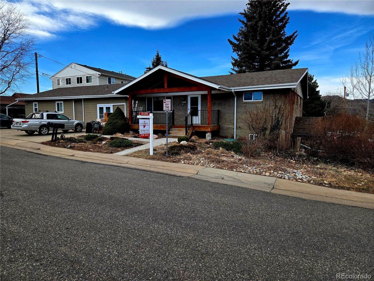 1621 Salvia Street - Photo 1