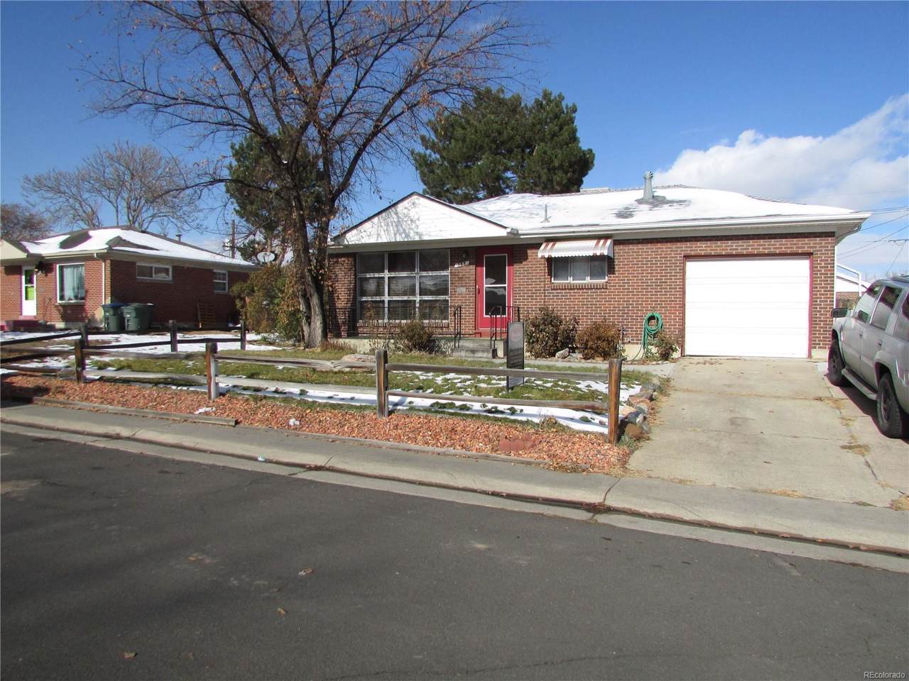 385 Pike Street - Photo 1