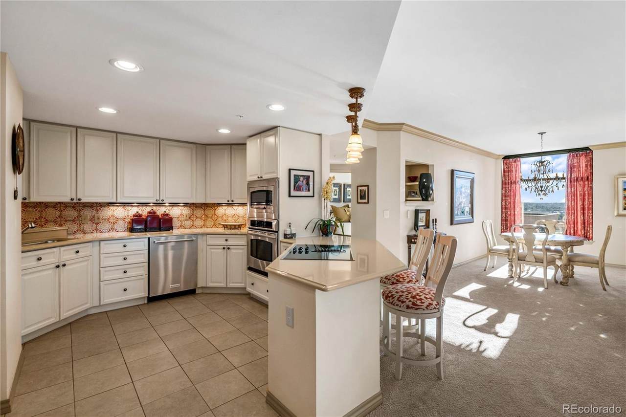 8100 Union Avenue - Photo 1