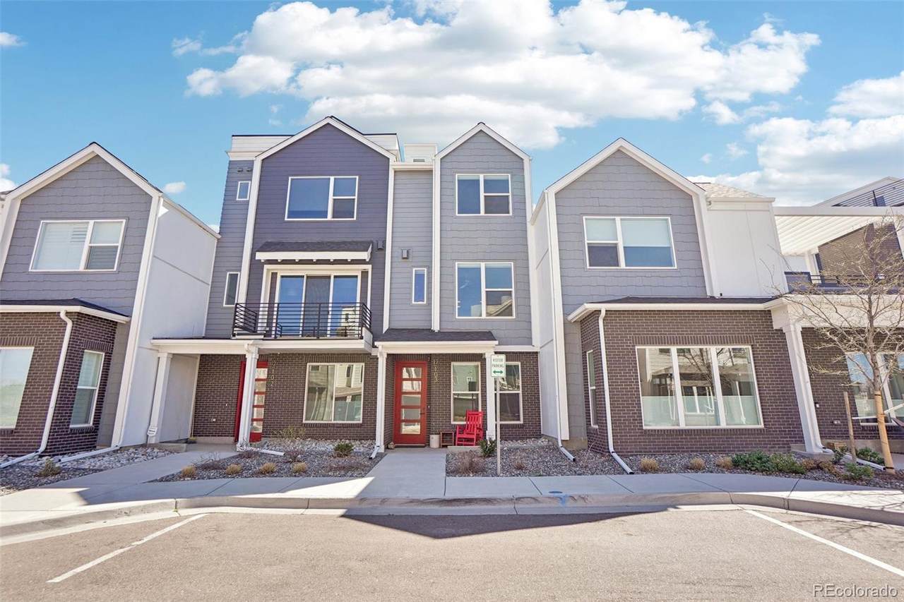 888 Valentia Street - Photo 1