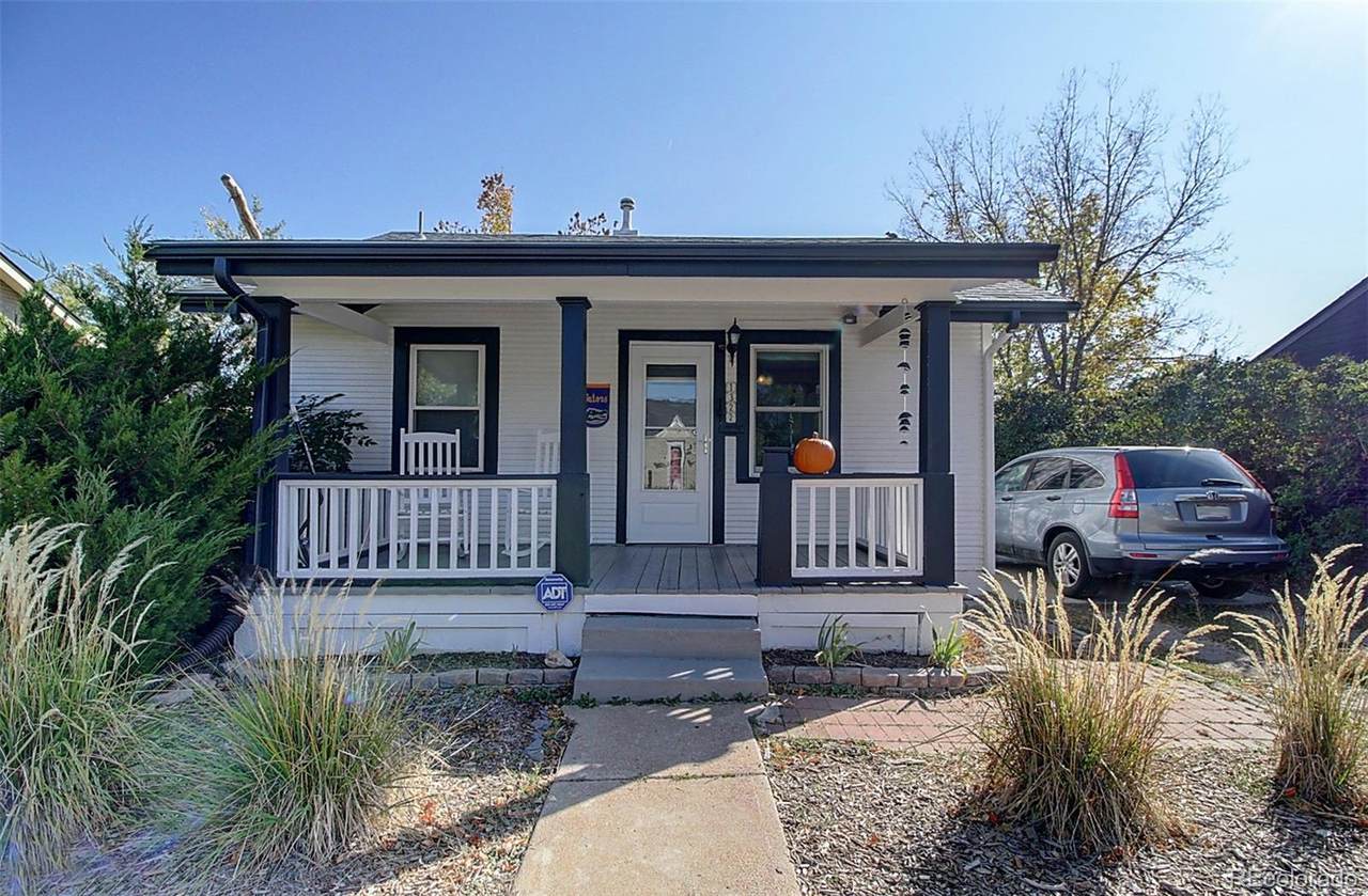 1322 Ulster Street - Photo 1