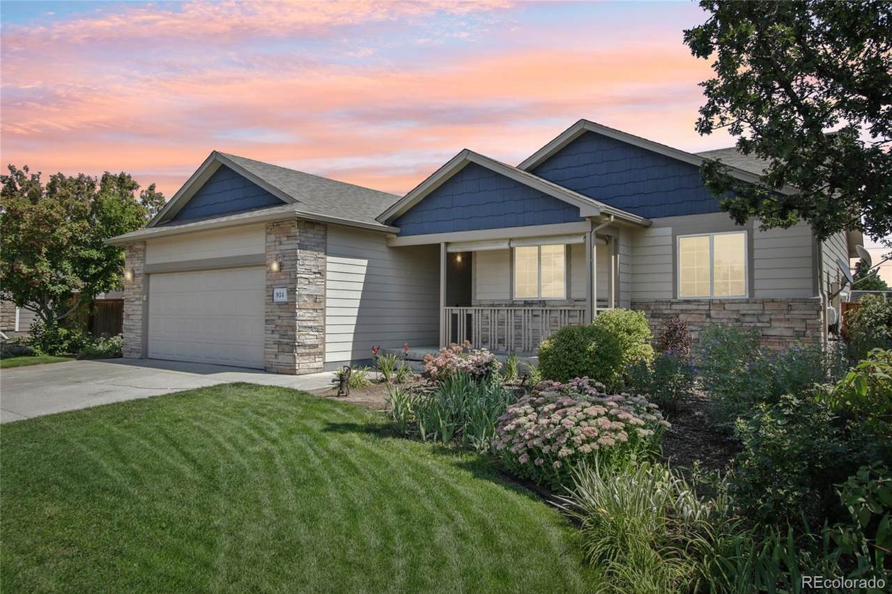 934 Cliffrose Way - Photo 1