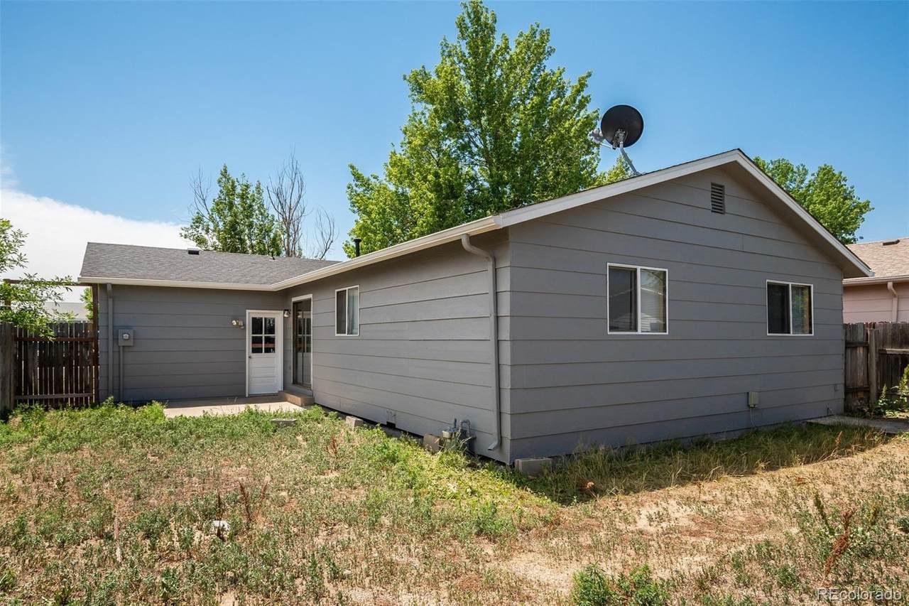 2159 Wedgewood Drive - Photo 1