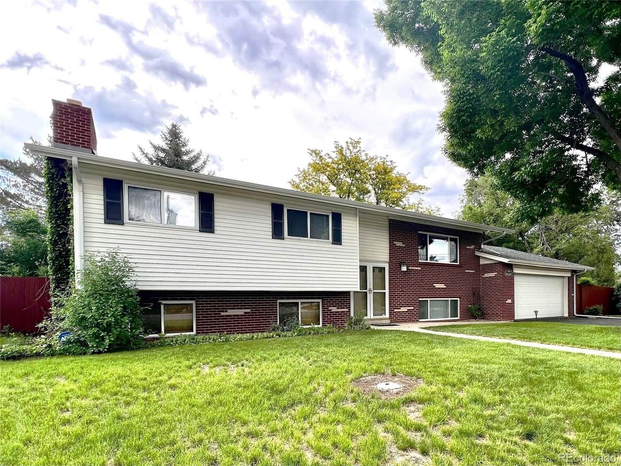 2194 Balsam Street - Photo 1