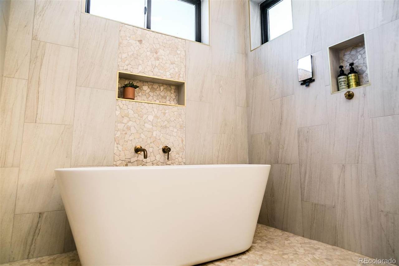 https://bt-photos.global.ssl.fastly.net/metrolist/1280_boomver_1_8437309-1.jpg