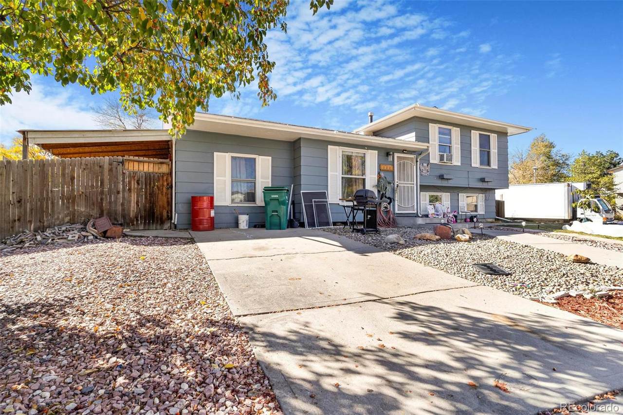 1444 Helena Circle - Photo 1