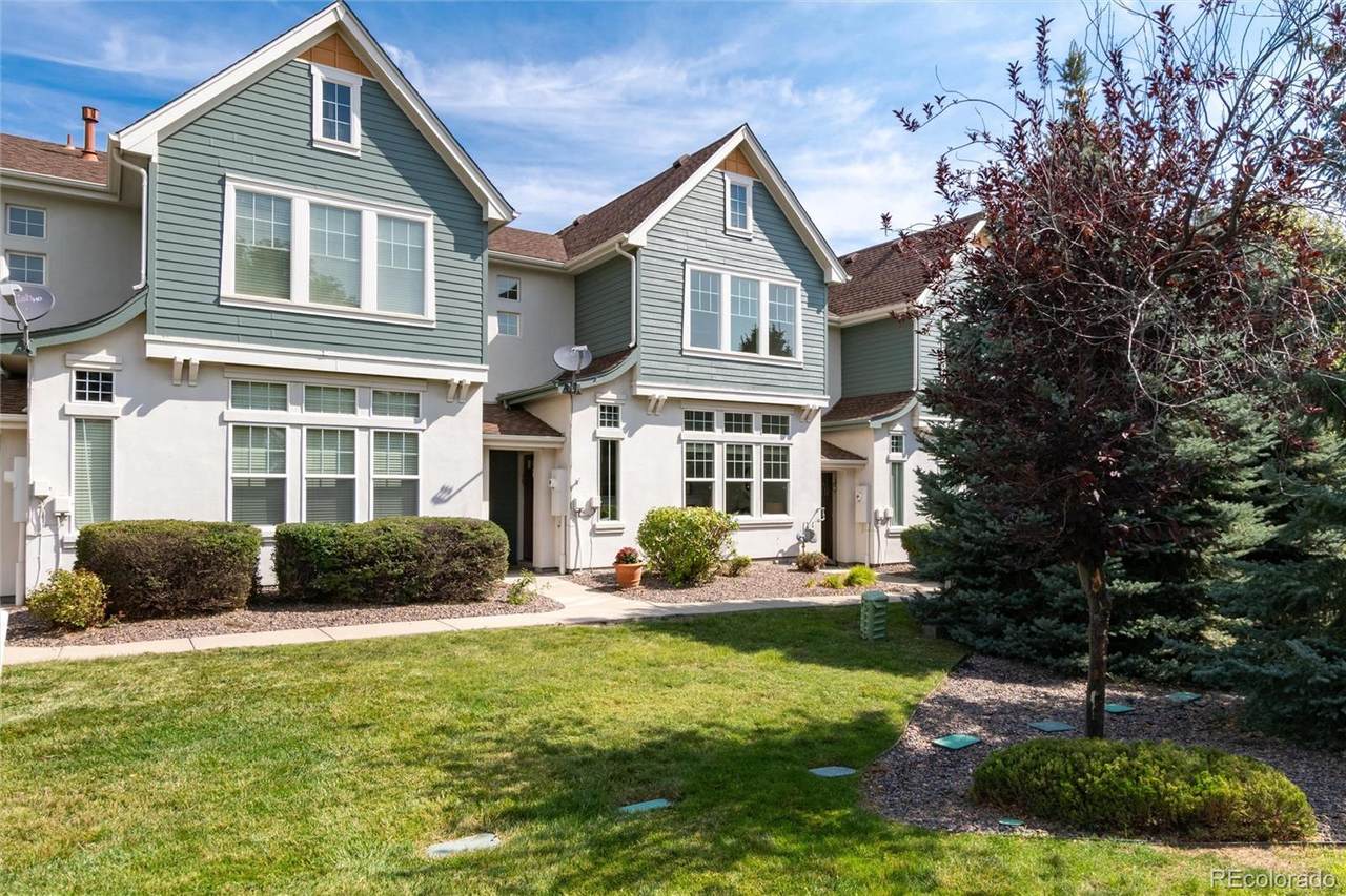 9646 Hinsdale Place - Photo 1