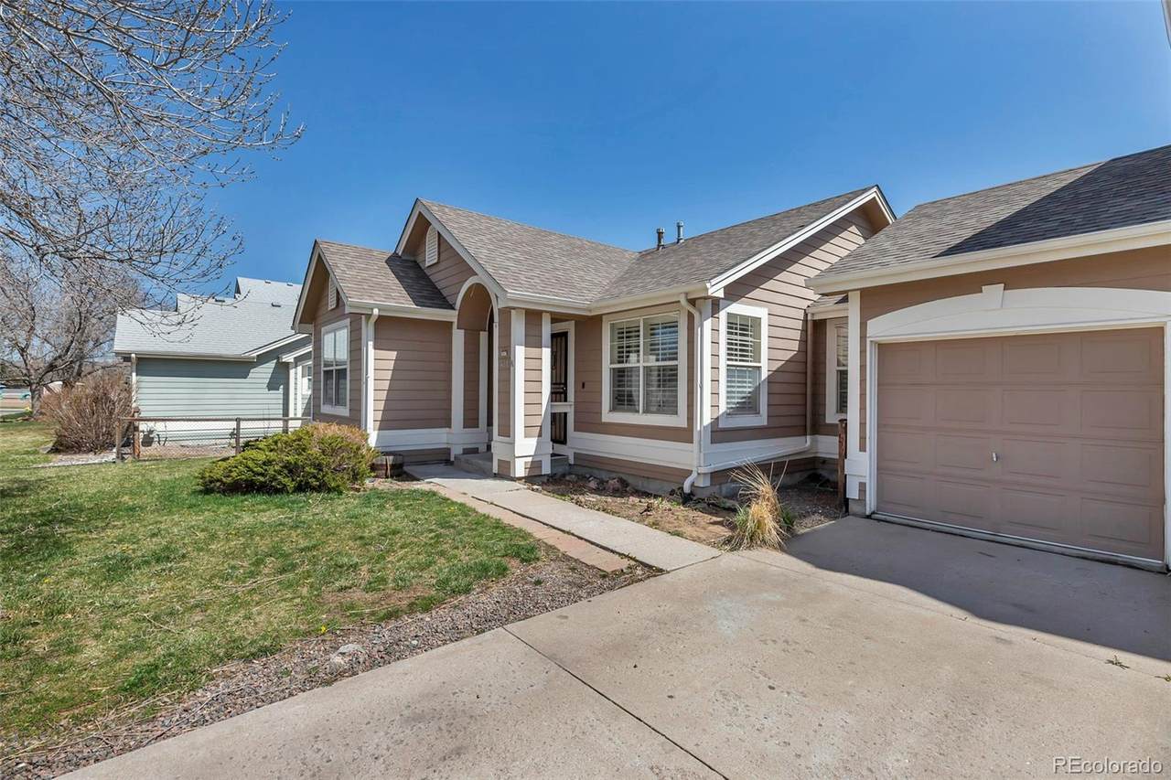 6428 Newcombe Street - Photo 1