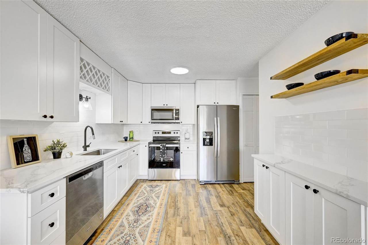 3460 Poplar Street - Photo 1