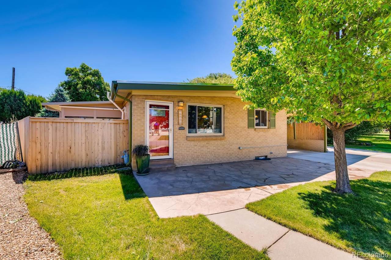 1510 Krameria Street - Photo 1