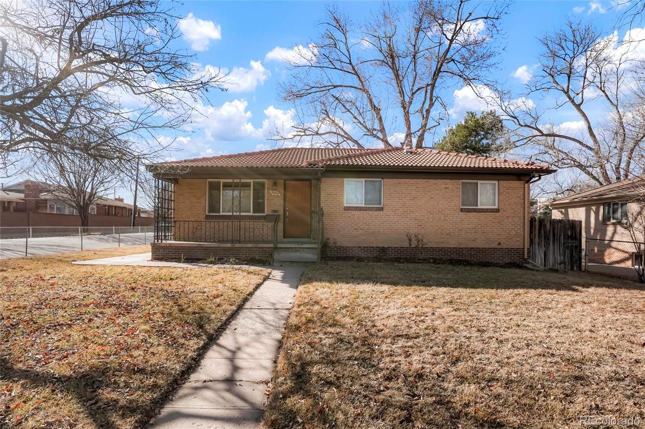 2695 Josephine Street - Photo 1