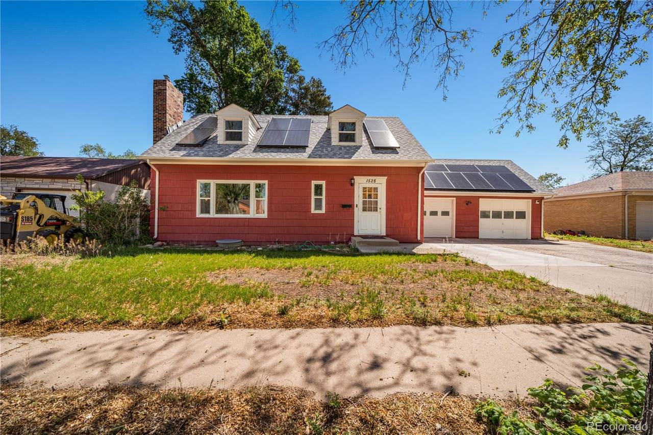 1528 Alexander Circle - Photo 1