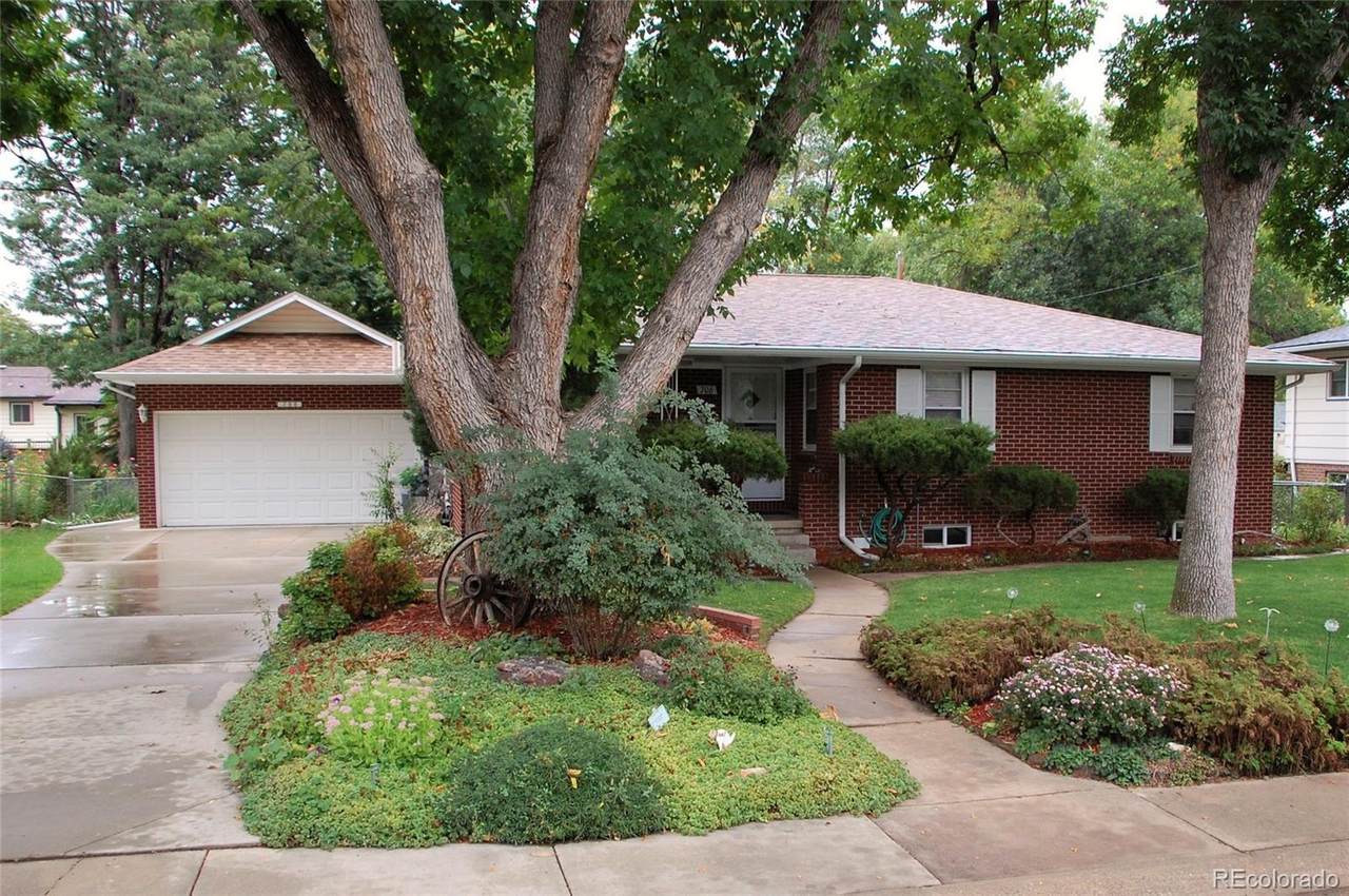 706 Miller Avenue - Photo 1