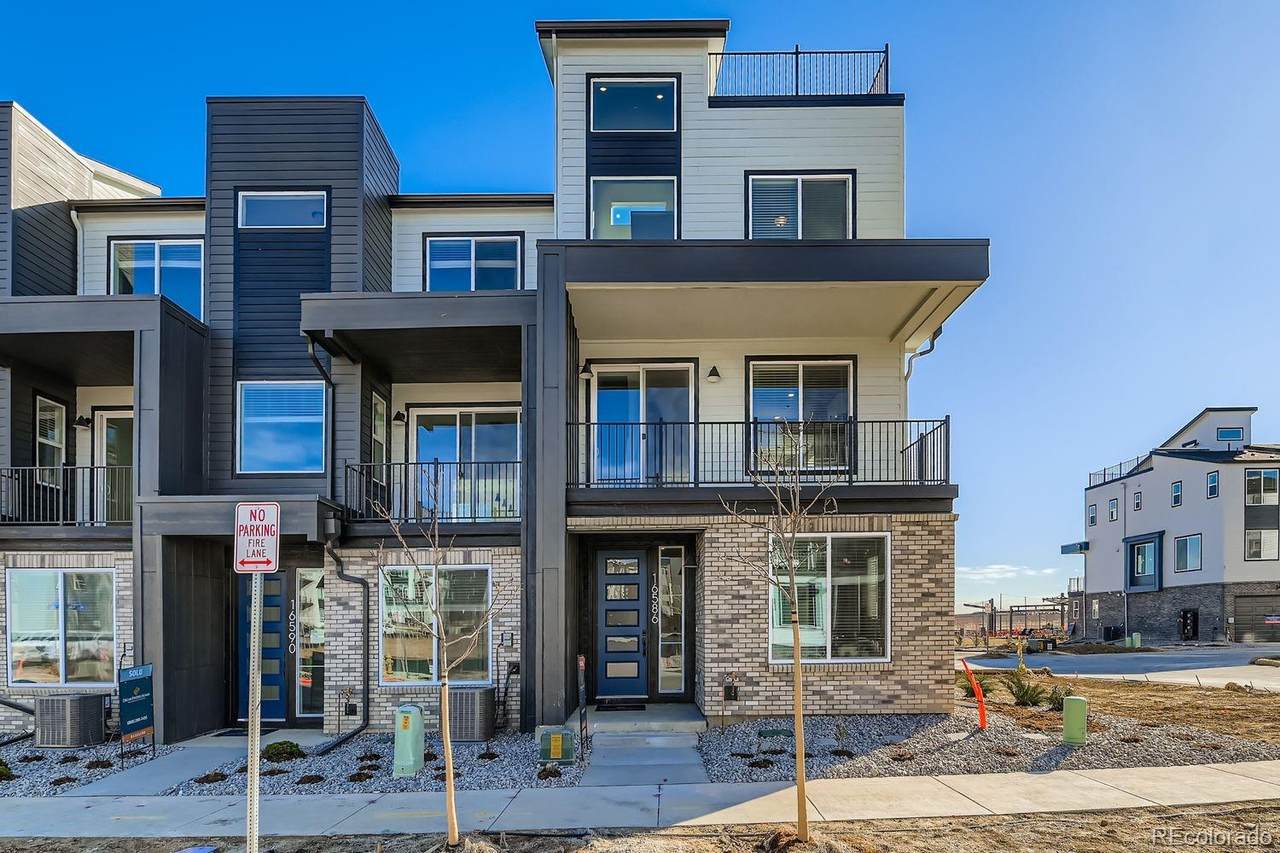 16586 Peak St. - Photo 1