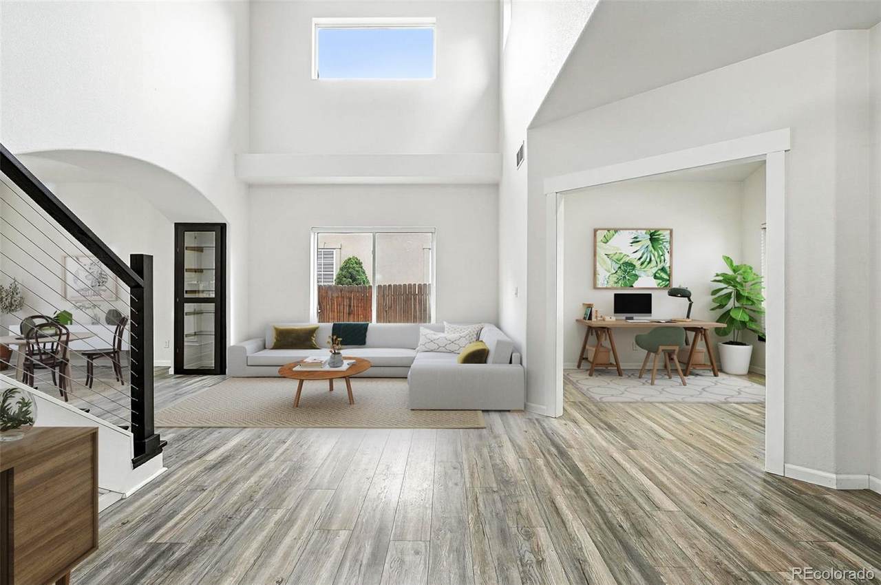 2078 Goldfinch Court - Photo 1