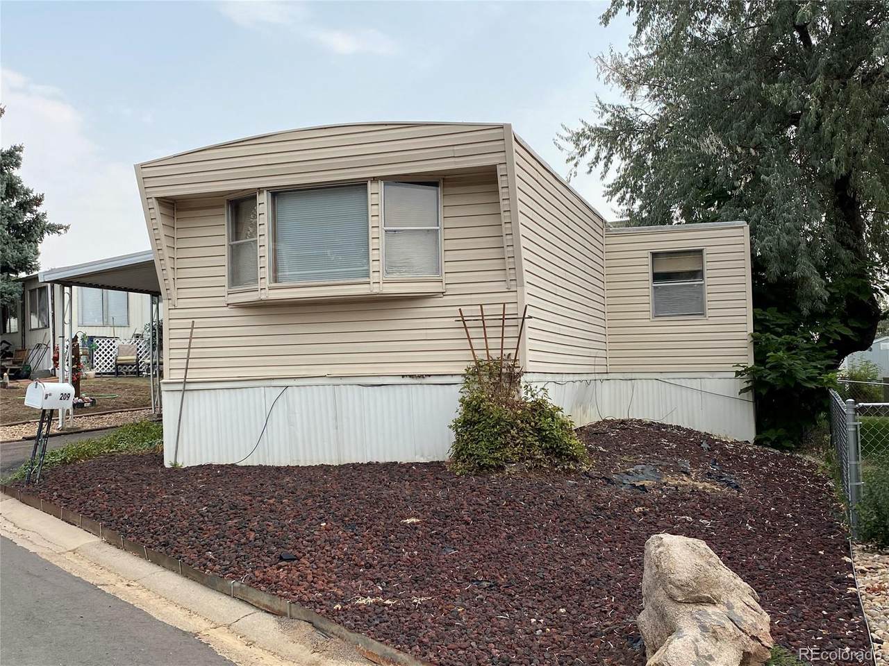 1801 92nd Avenue - Photo 1