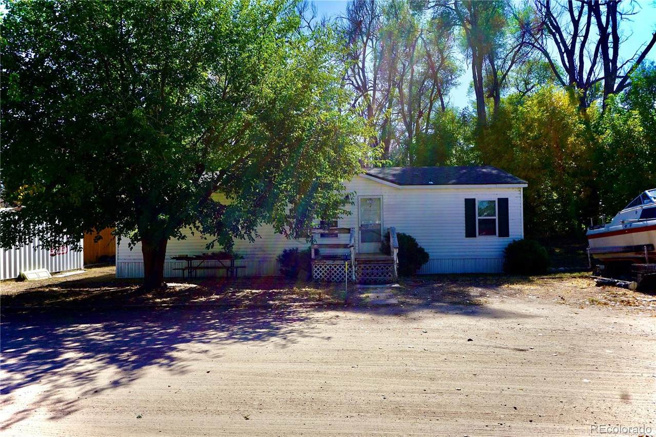 306 Husky Street - Photo 1