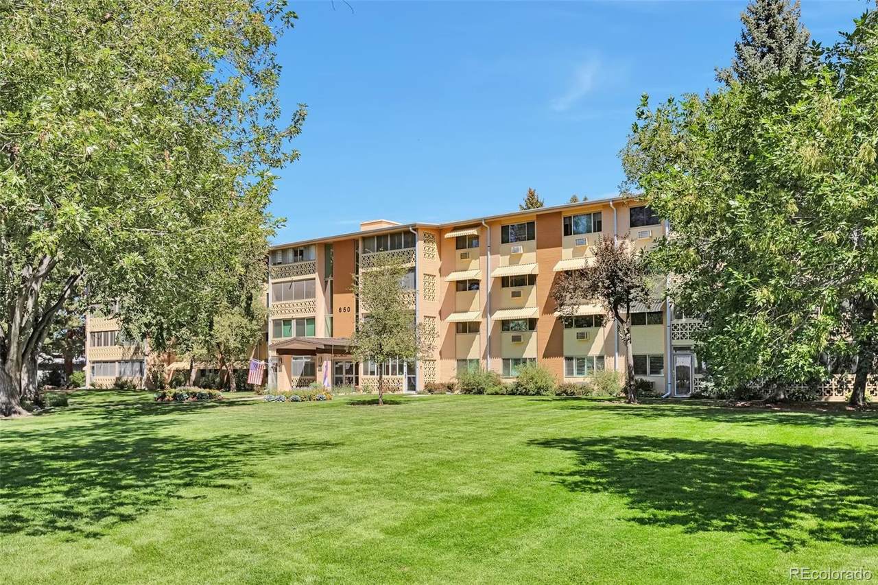 650 Clinton Street - Photo 1