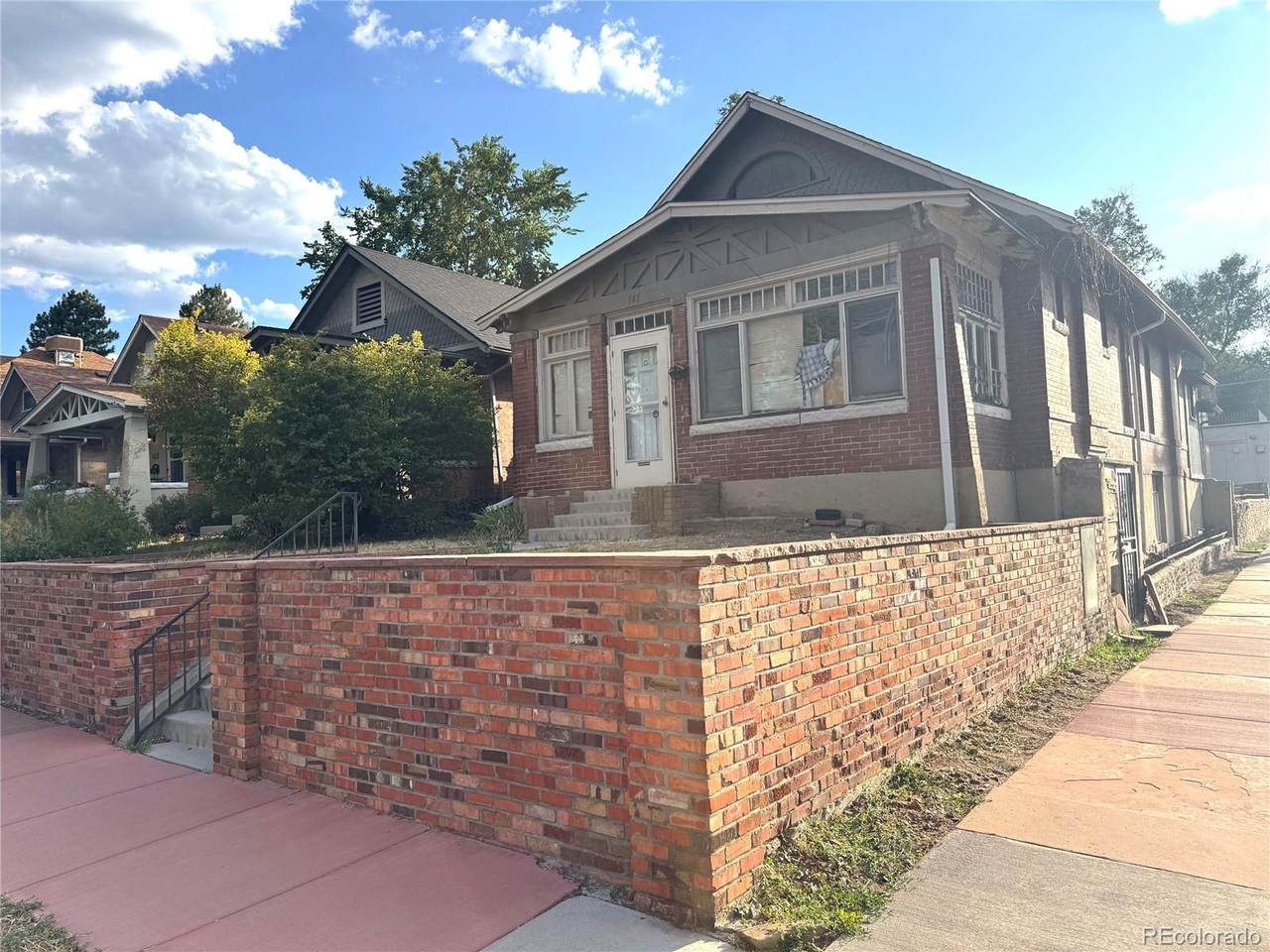 141 Pennsylvania Street - Photo 1