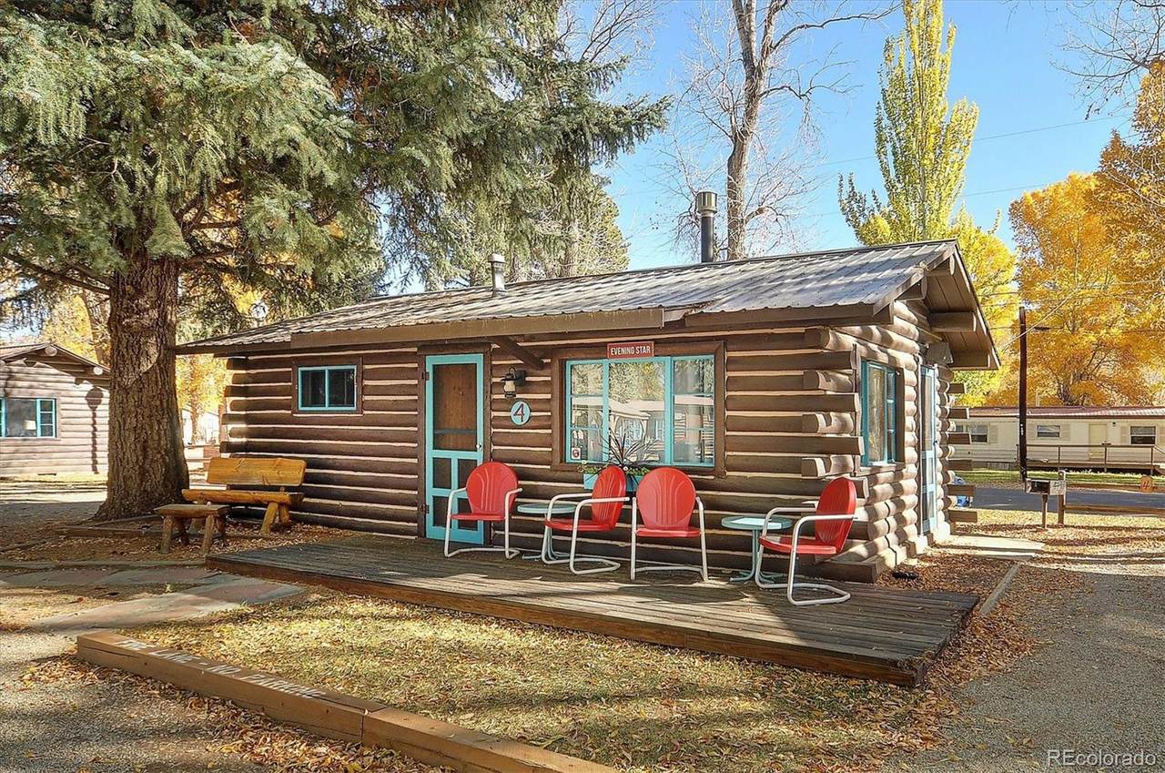 1004 Main Street - Photo 1