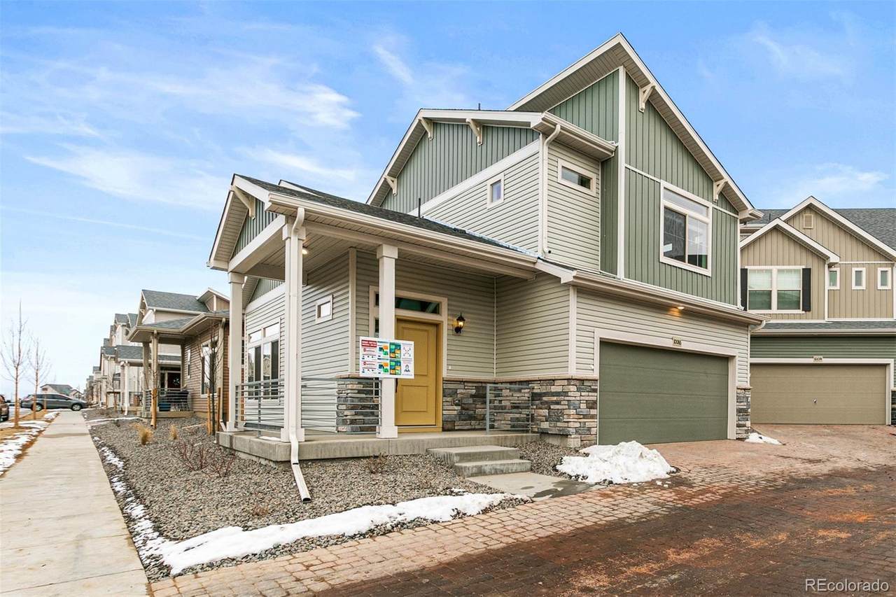 10086 Zeno Street - Photo 1