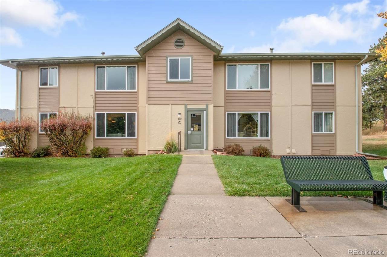 380 Paradise Circle - Photo 1