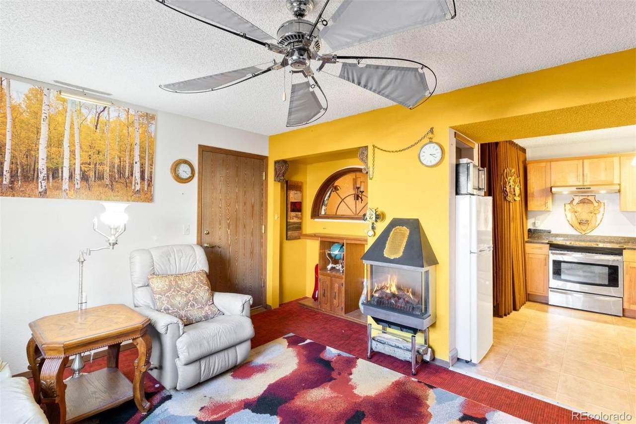 https://bt-photos.global.ssl.fastly.net/metrolist/1280_boomver_1_8627262-1.jpg