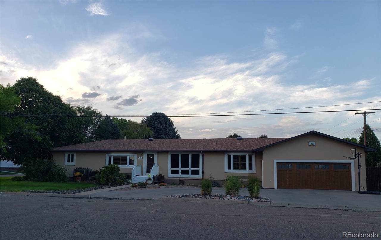 490 Senter Avenue - Photo 1