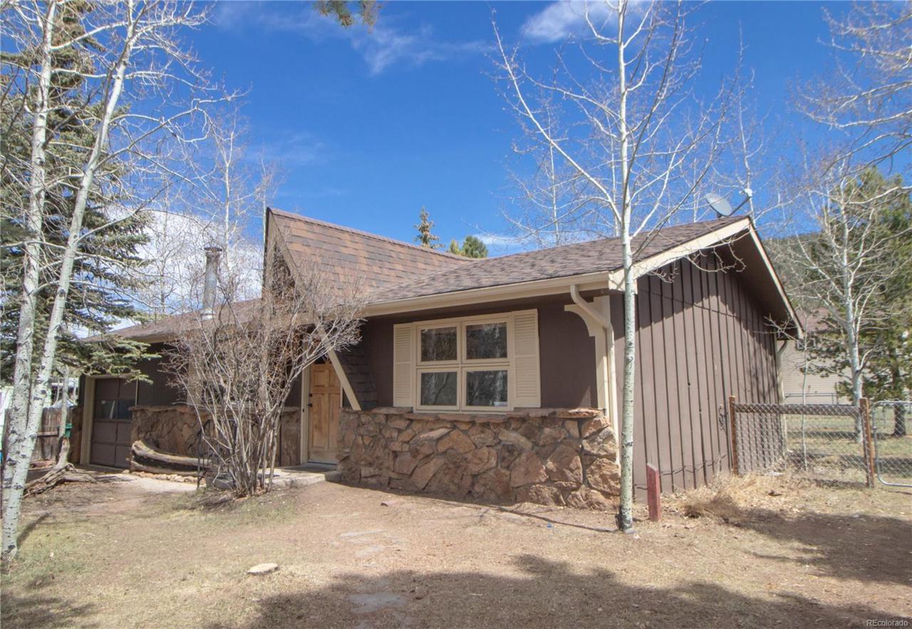 813 Park Drive - Photo 1