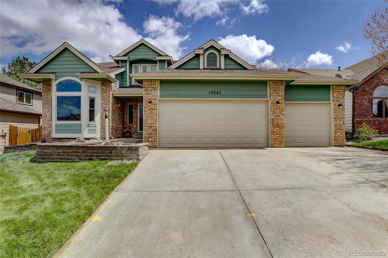 19043 Low Drive - Photo 1