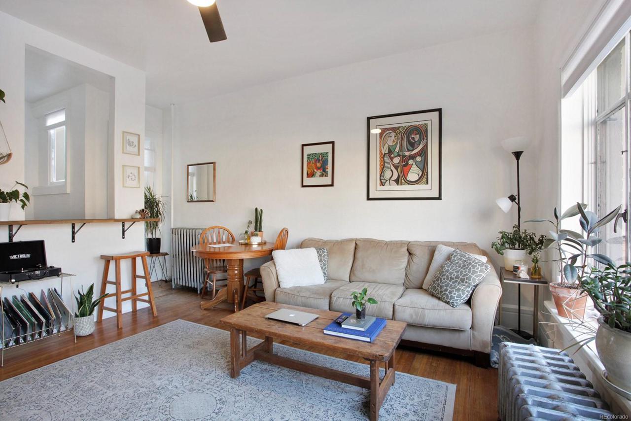 917 13th Avenue - Photo 1