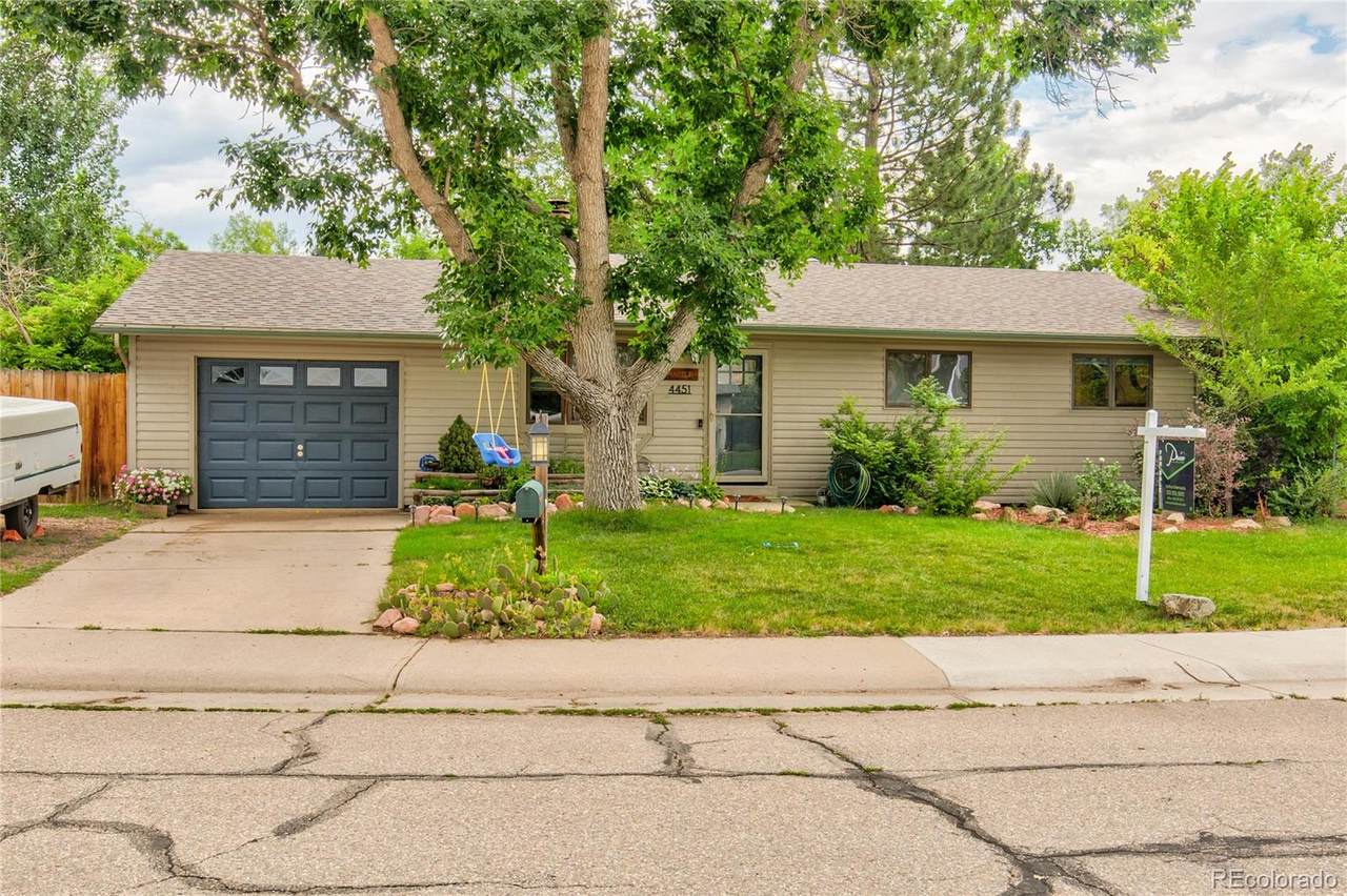 4451 Sandpiper Circle - Photo 1