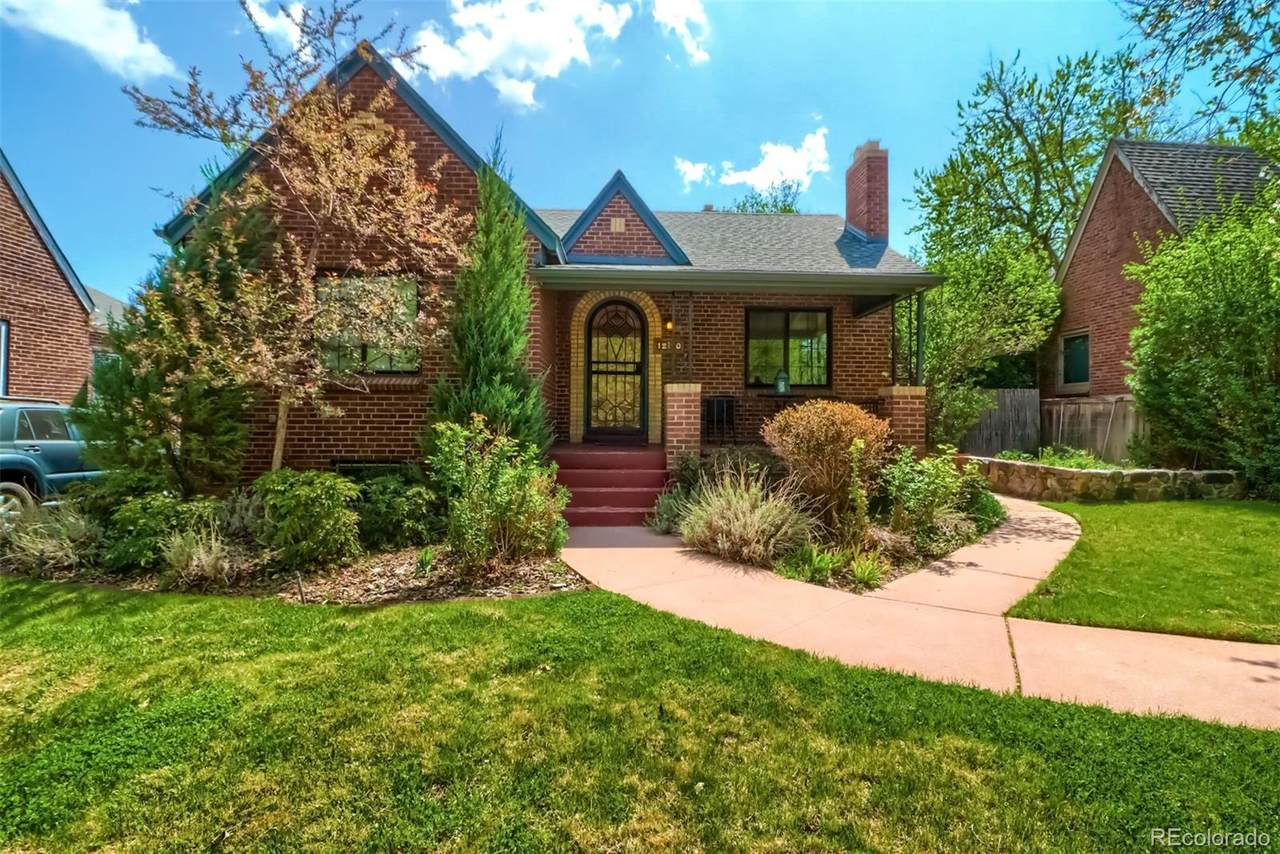 1210 Hudson Street - Photo 1