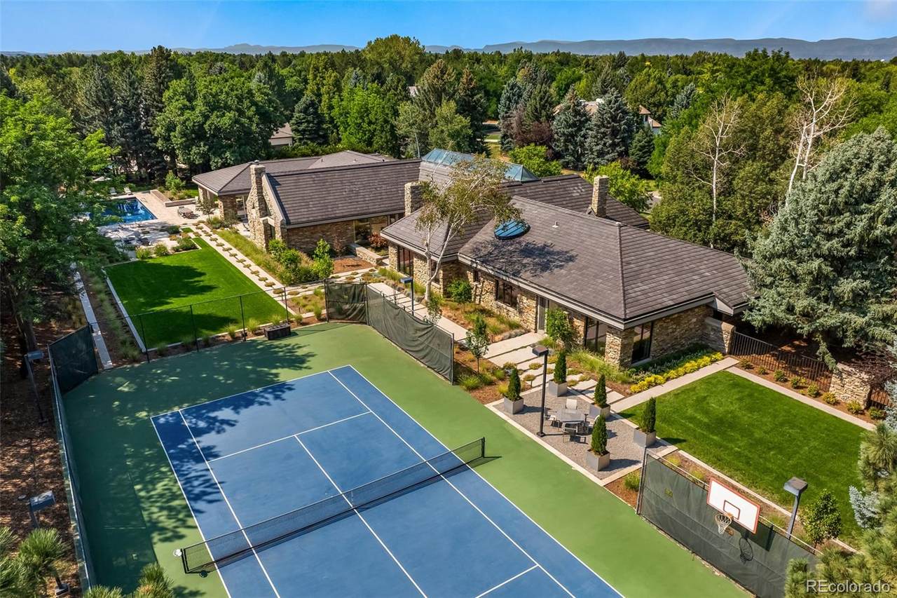 9 Cherry Hills Farm Court - Photo 1