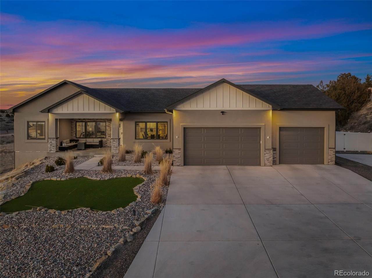 113 Alexis Drive - Photo 1