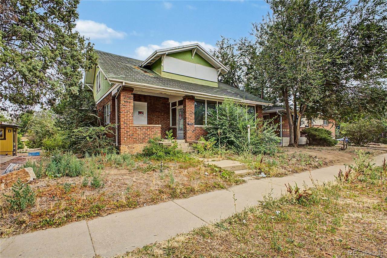 933 University Avenue - Photo 1