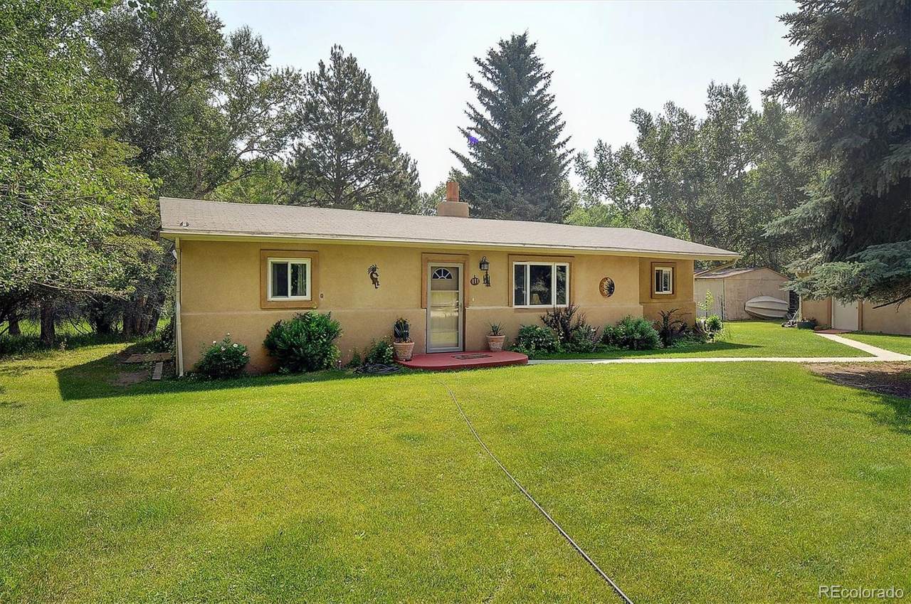 111 Tomkins Lane - Photo 1
