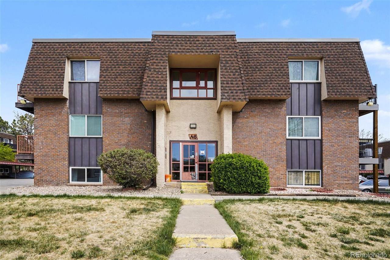 7755 Quincy Avenue - Photo 1
