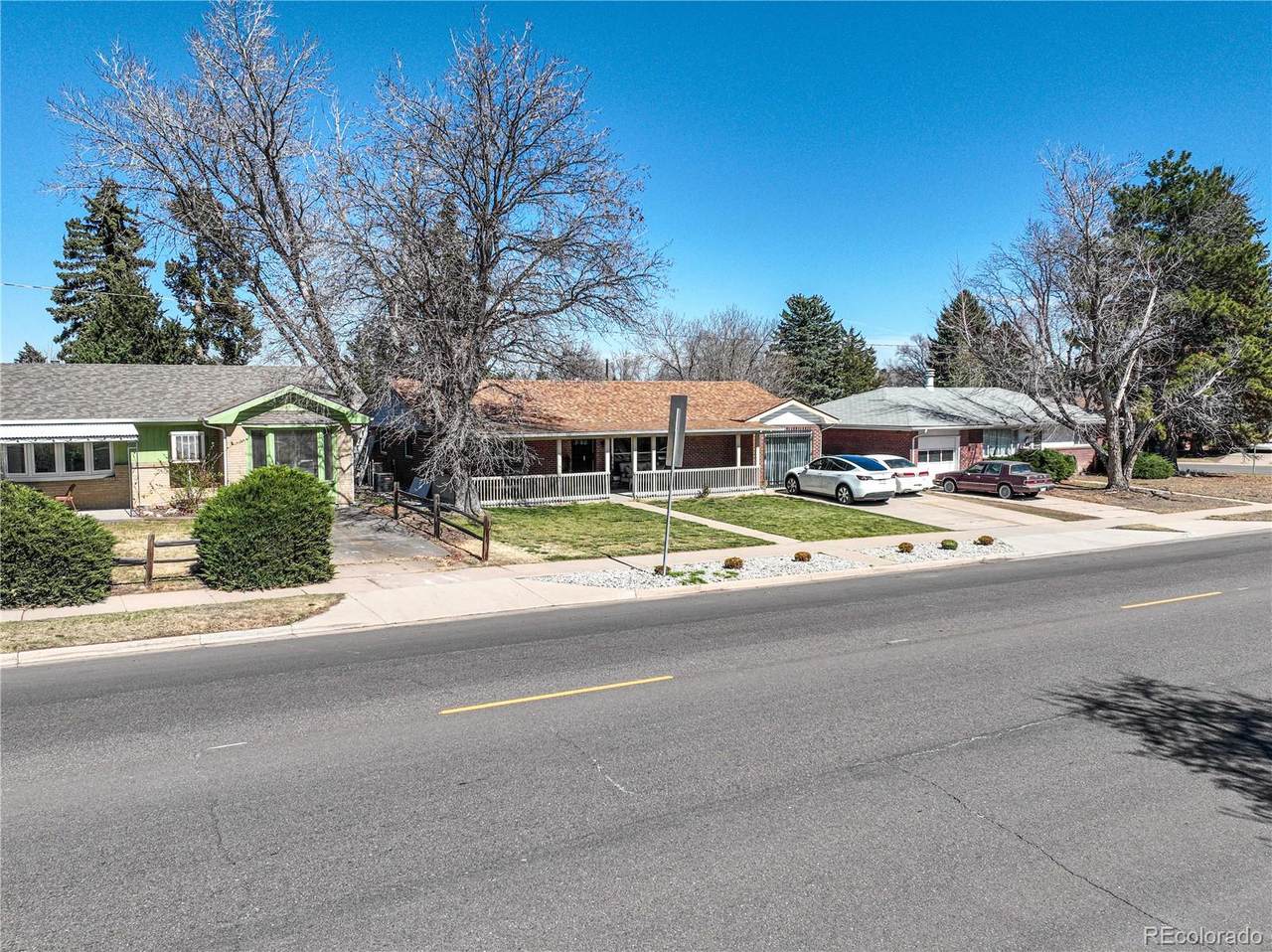 3945 Evans Avenue - Photo 1