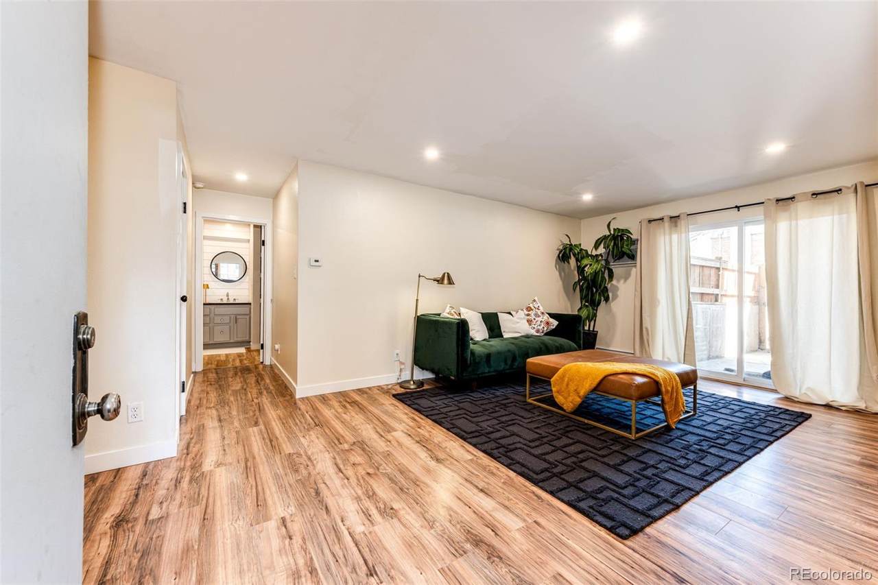 6455 Bates Avenue - Photo 1