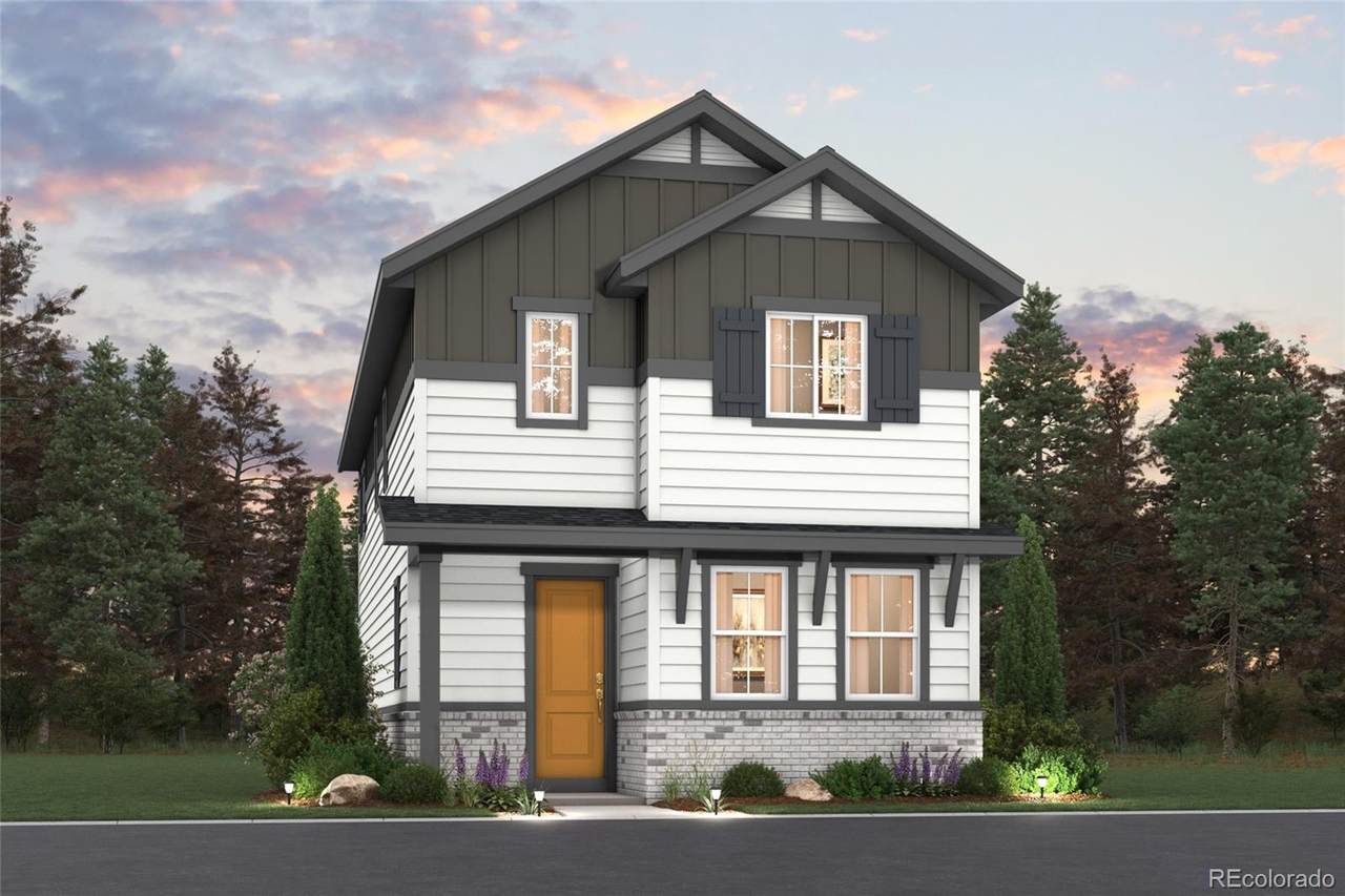 4573 Versailles Street - Photo 1