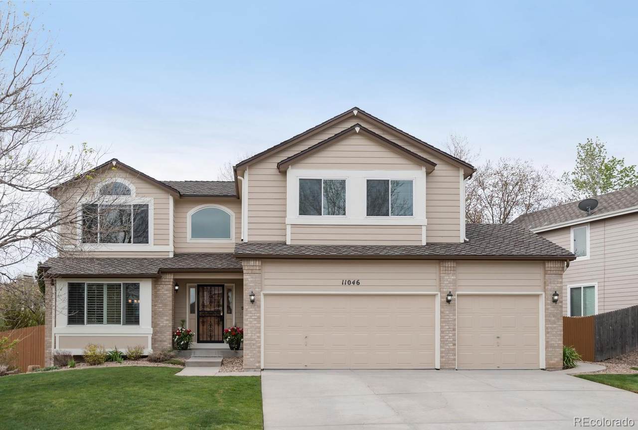11046 Rowland Avenue - Photo 1