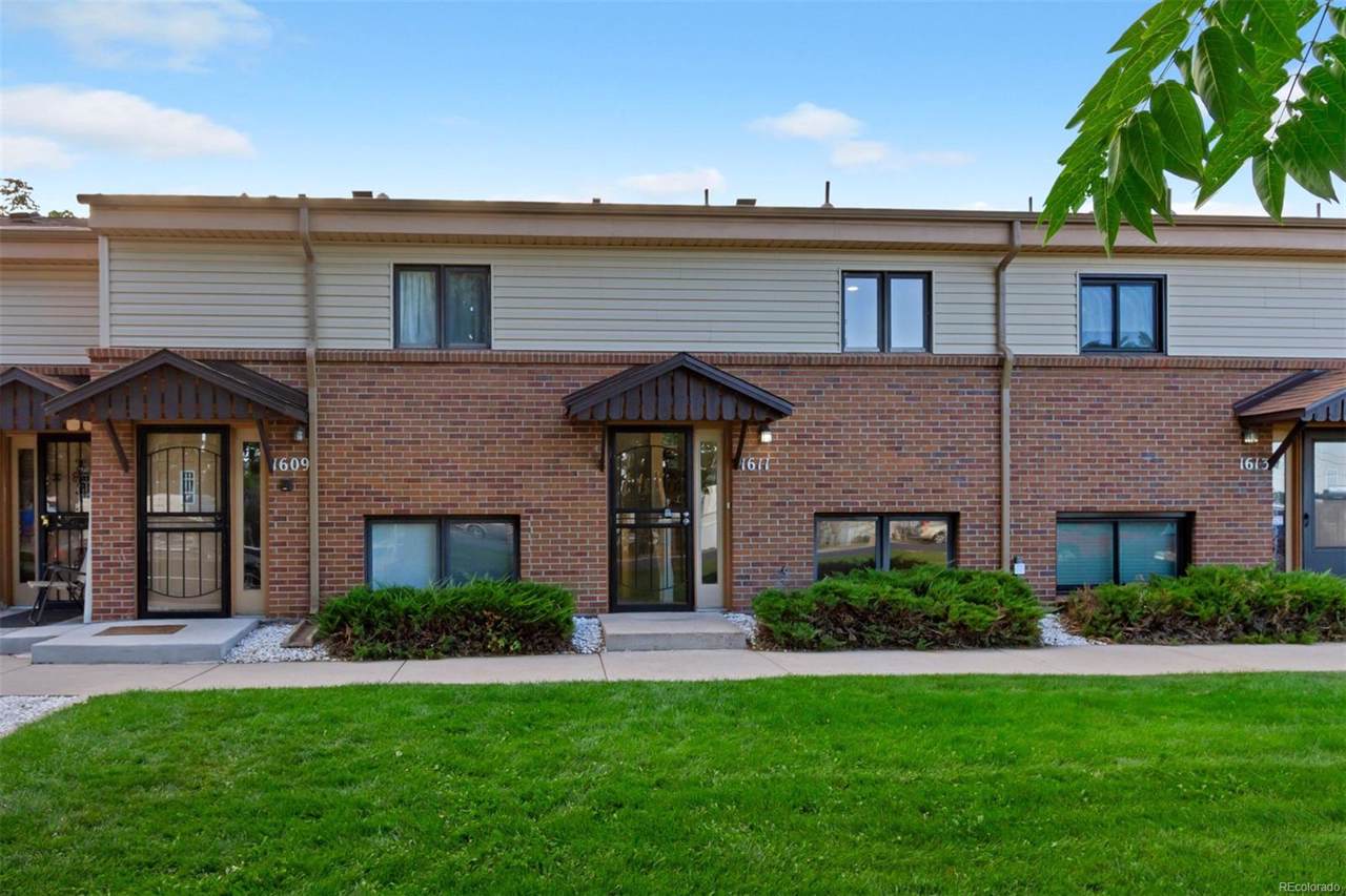 1611 Depew Street - Photo 1