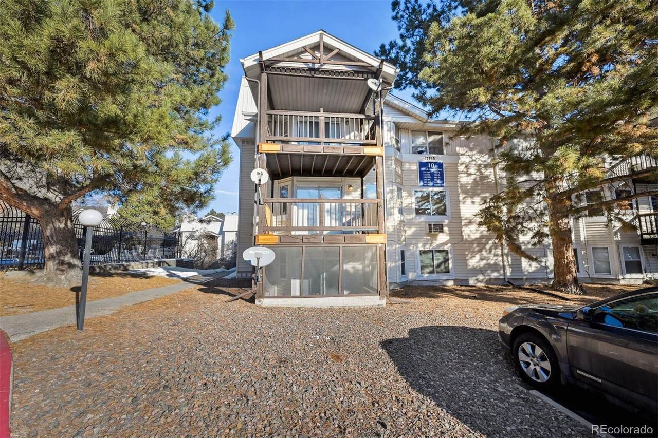 17453 Mansfield Avenue - Photo 1