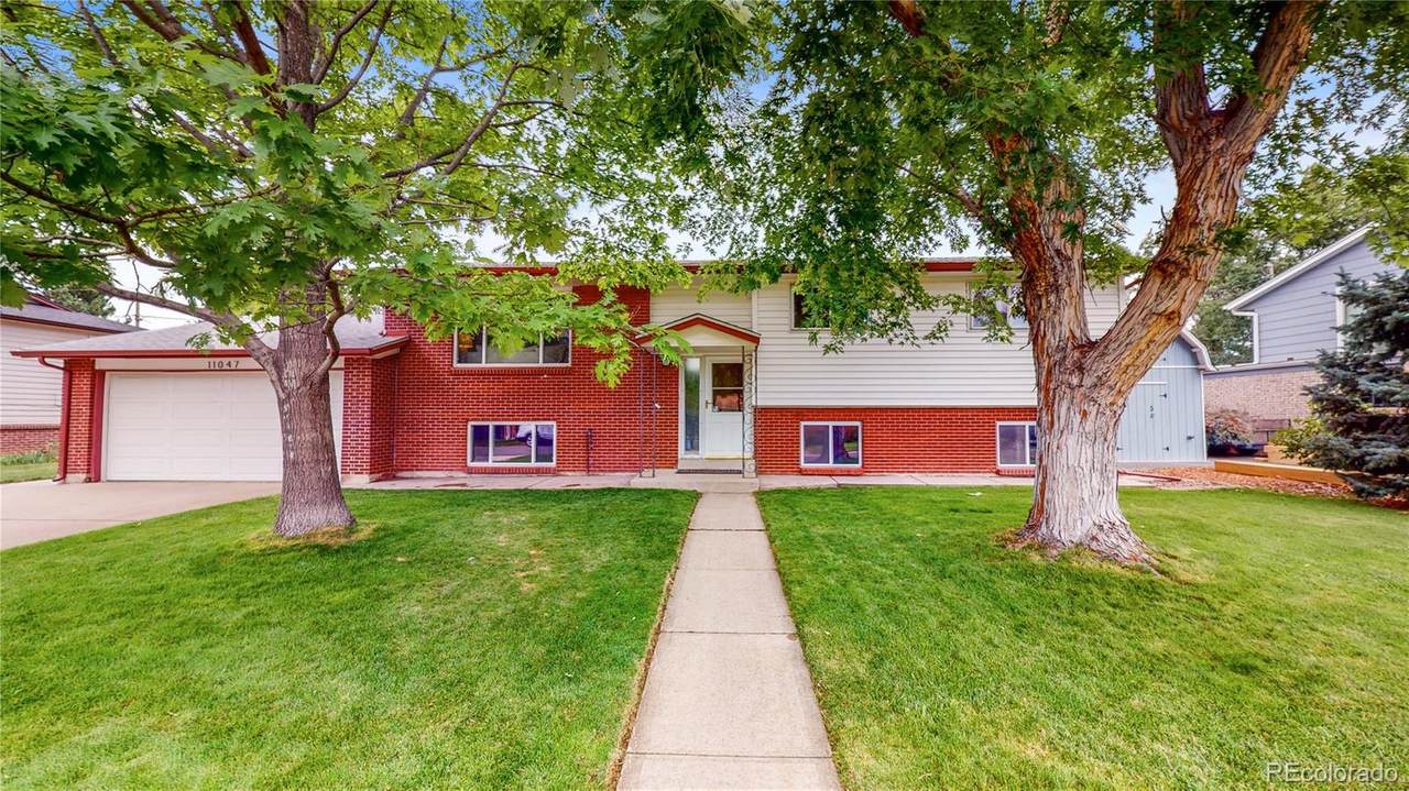 11047 59th Avenue - Photo 1