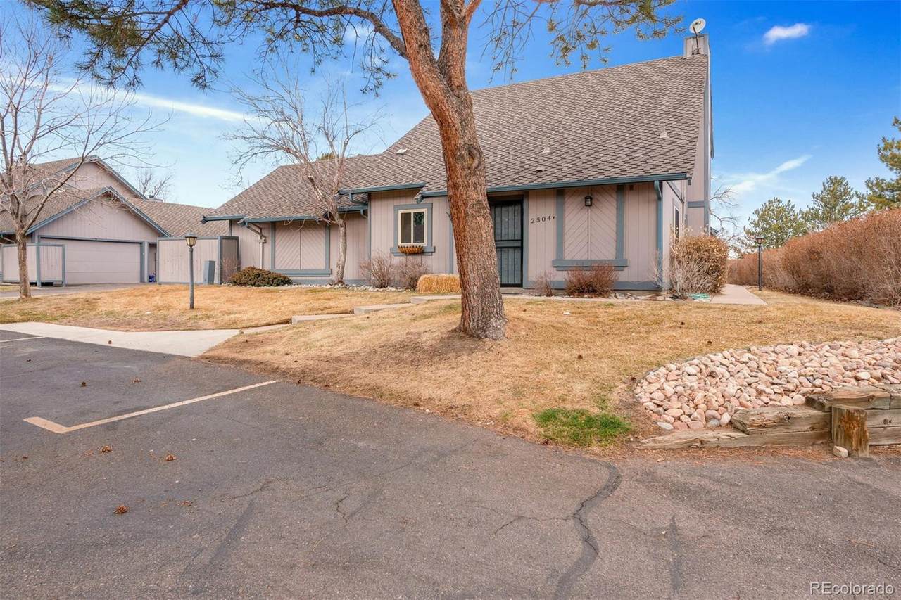 2504 Victor Street - Photo 1